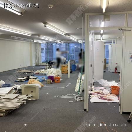 貸室内(3階・原状回復前)