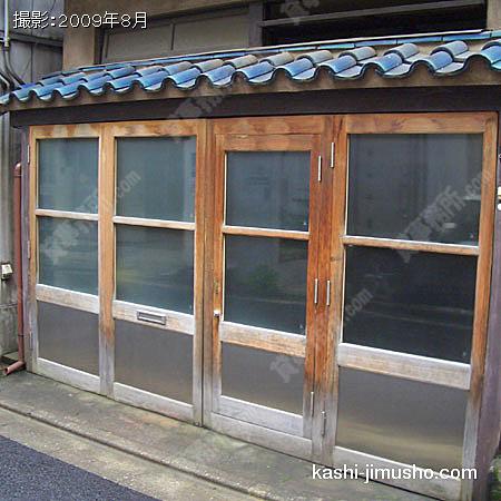 建物入口 