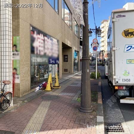 ビル前面