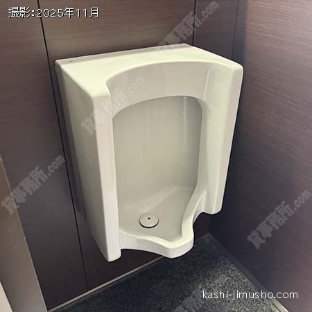 男性トイレ(8階) 男性トイレ(8階)