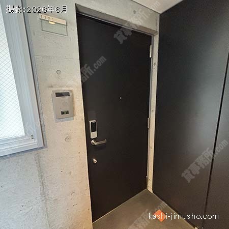 貸室入口 貸室入口