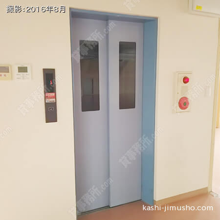 フロアエレベーター