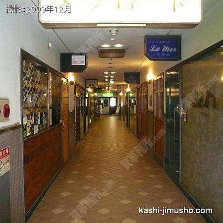 地下1階・店舗 