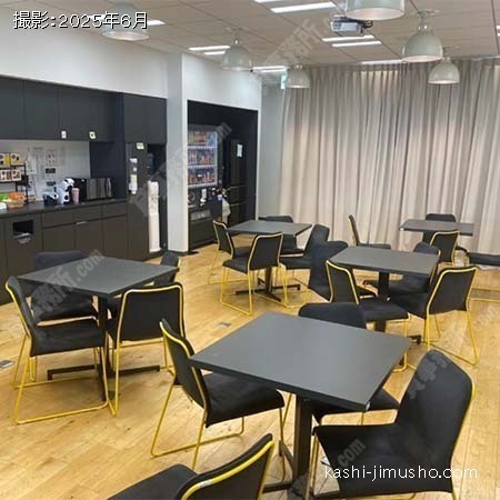 貸室内(24階2401)