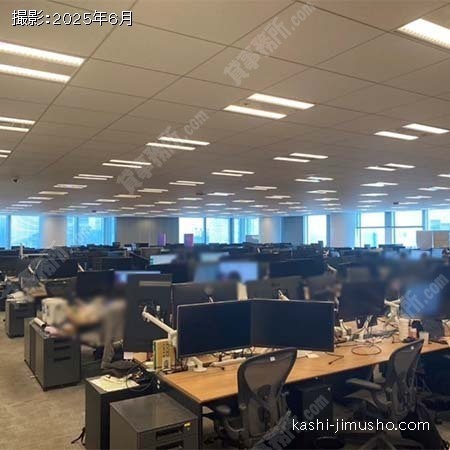 貸室内(24階2401)