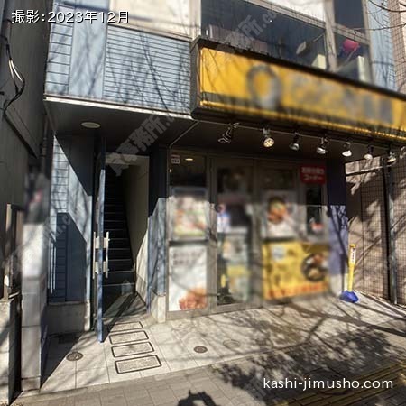 ビル前面