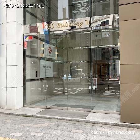 ビル入口