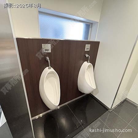 男性トイレ