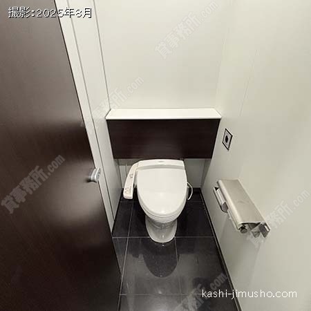 男性トイレ
