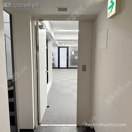 貸室入口 貸室入口