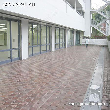 バルコニー 