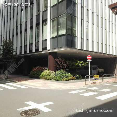 ビル正面