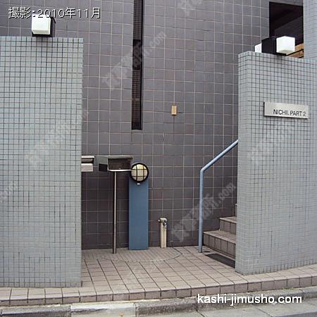 ビル入口 ビル入口