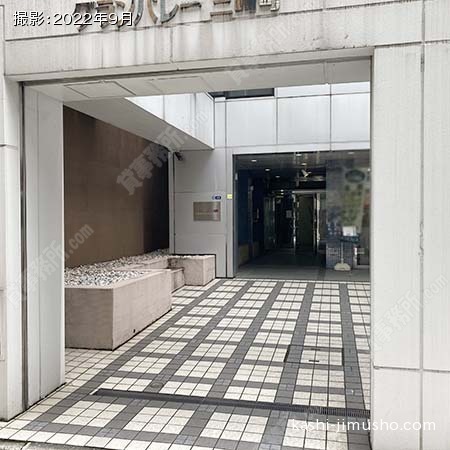 ビル入口