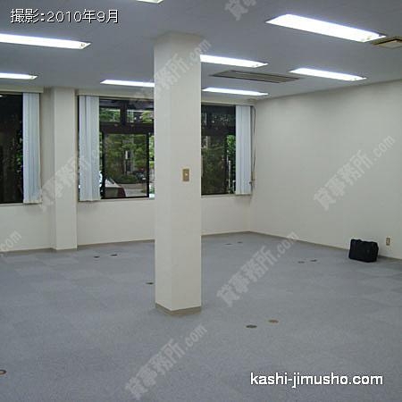 室内 