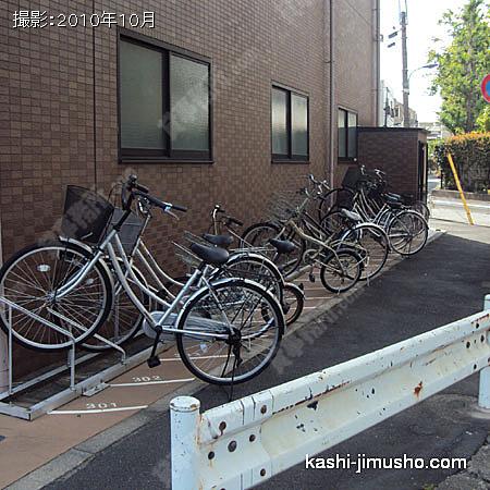  駐輪場