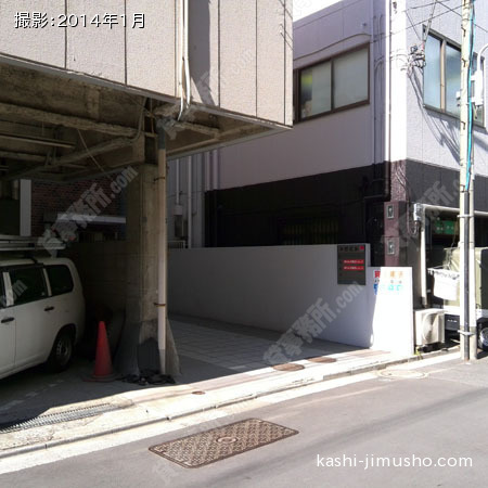 ビル正面