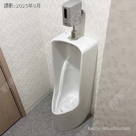 男性トイレ