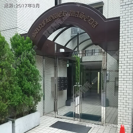 ビル入口