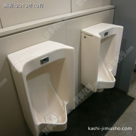 男性用トイレ