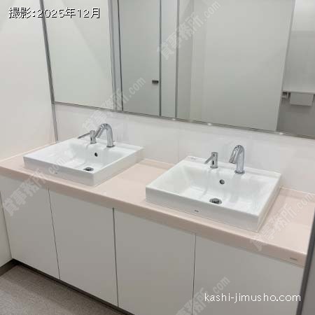 女性トイレ 女性トイレ