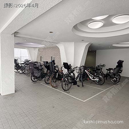 駐輪場 駐輪場