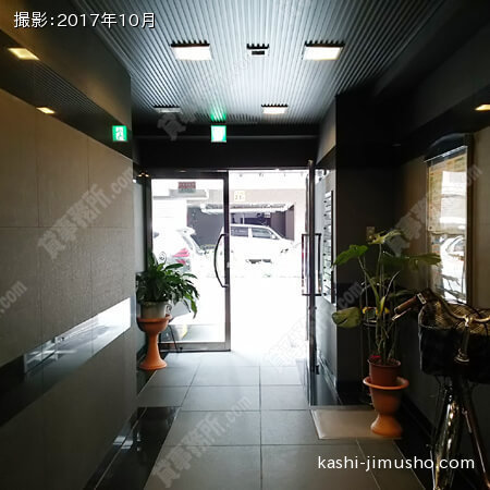 エントランス②