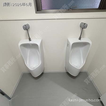 男性トイレ