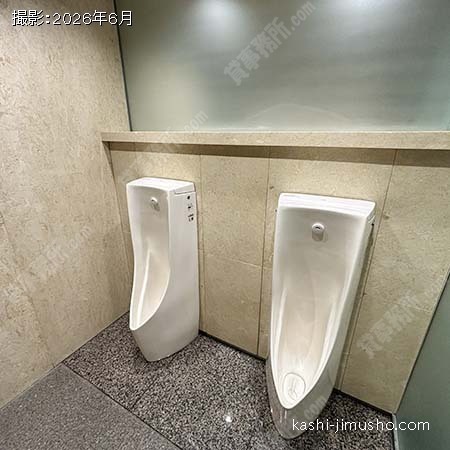 男性トイレ 男性トイレ