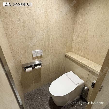 男性トイレ 男性トイレ
