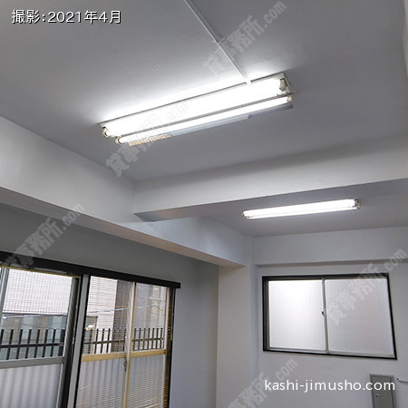 貸室天井(2階) 貸室天井(2階)