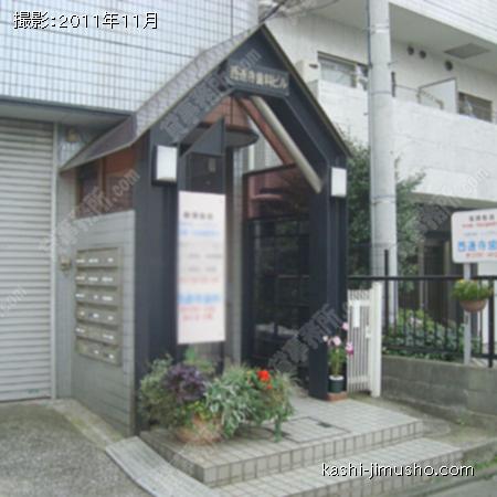 ビル入口 ビル入口