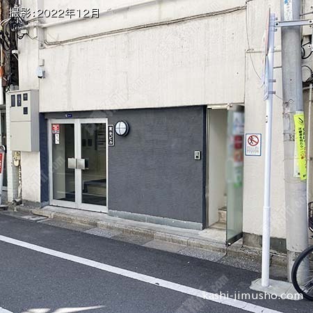 ビル前面