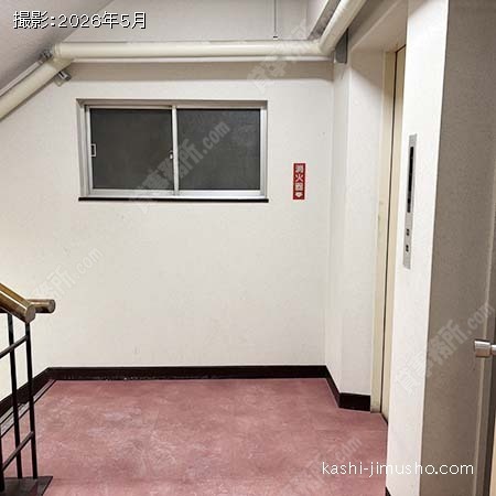 貸室階エレベーターホール 貸室階エレベーターホール