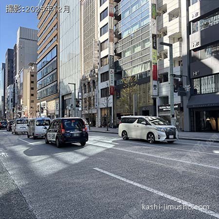 前面道路(中央通り)