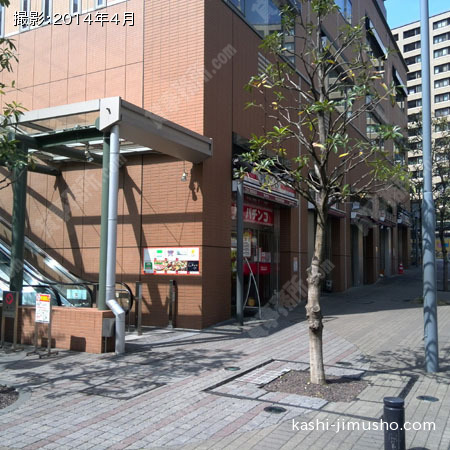 ビル正面
