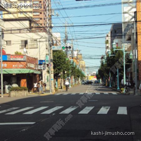 前面道路 