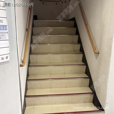 共用階段 共用階段