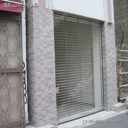  ビル入口