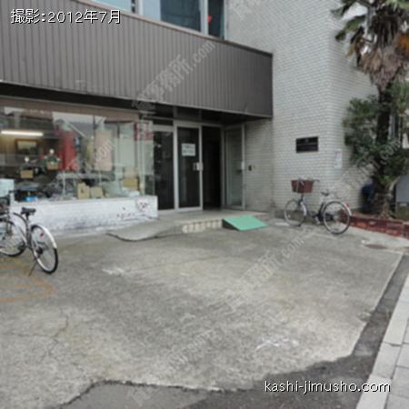  入口周辺