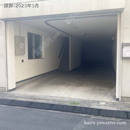 貸室入口(1階)
