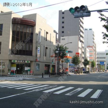 前面道路 