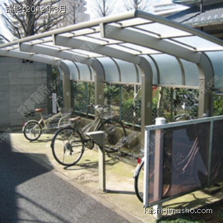  駐輪場