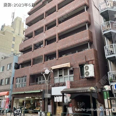 建物前面