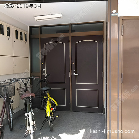 ビル入口