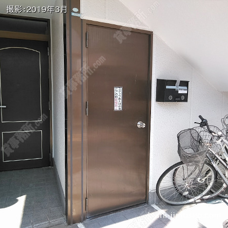 通用口(1階テナント)