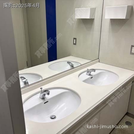 男性トイレ