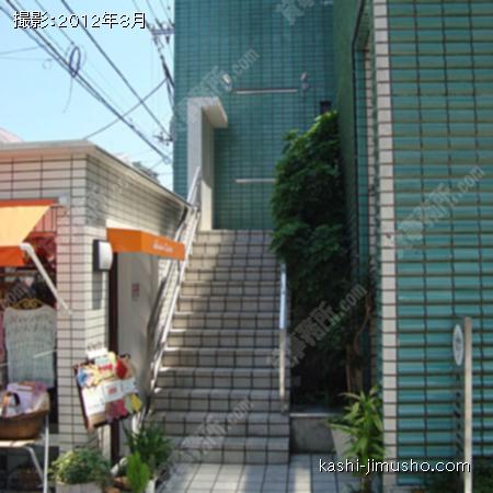 2階専用階段 2階専用階段