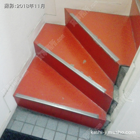 共用階段