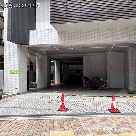 駐車場入口